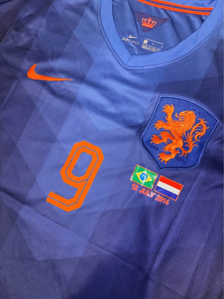 Robin V. Persie Netherlands 2014 World Cup Away Kit (L)