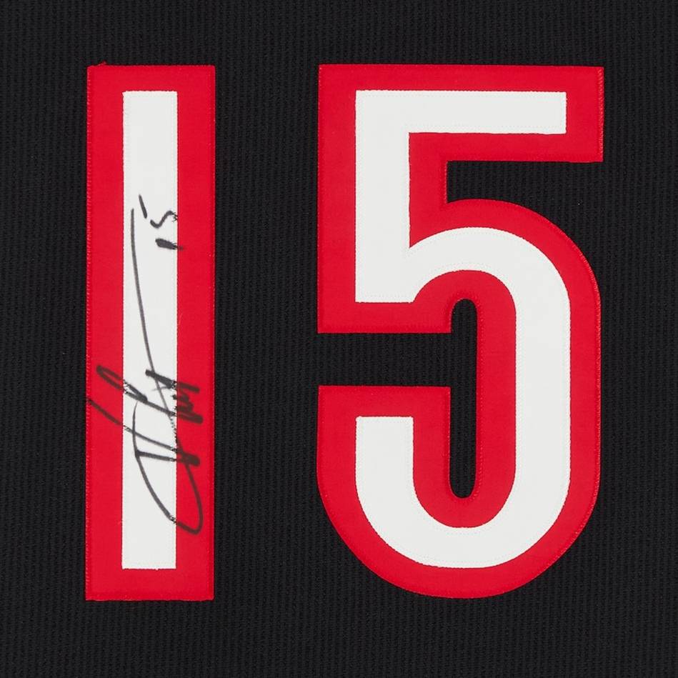 VINCE CARTER SIGNED TORONTO RAPTORS JERSEY