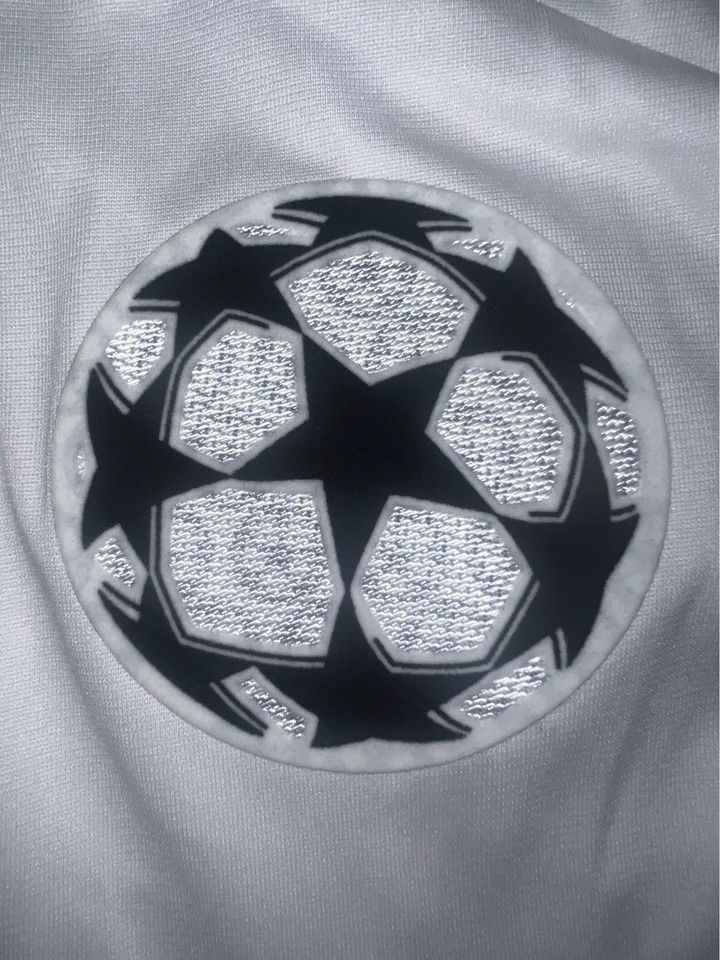 Gareth Bale Real Madrid 2013/14 UCL Final Kit