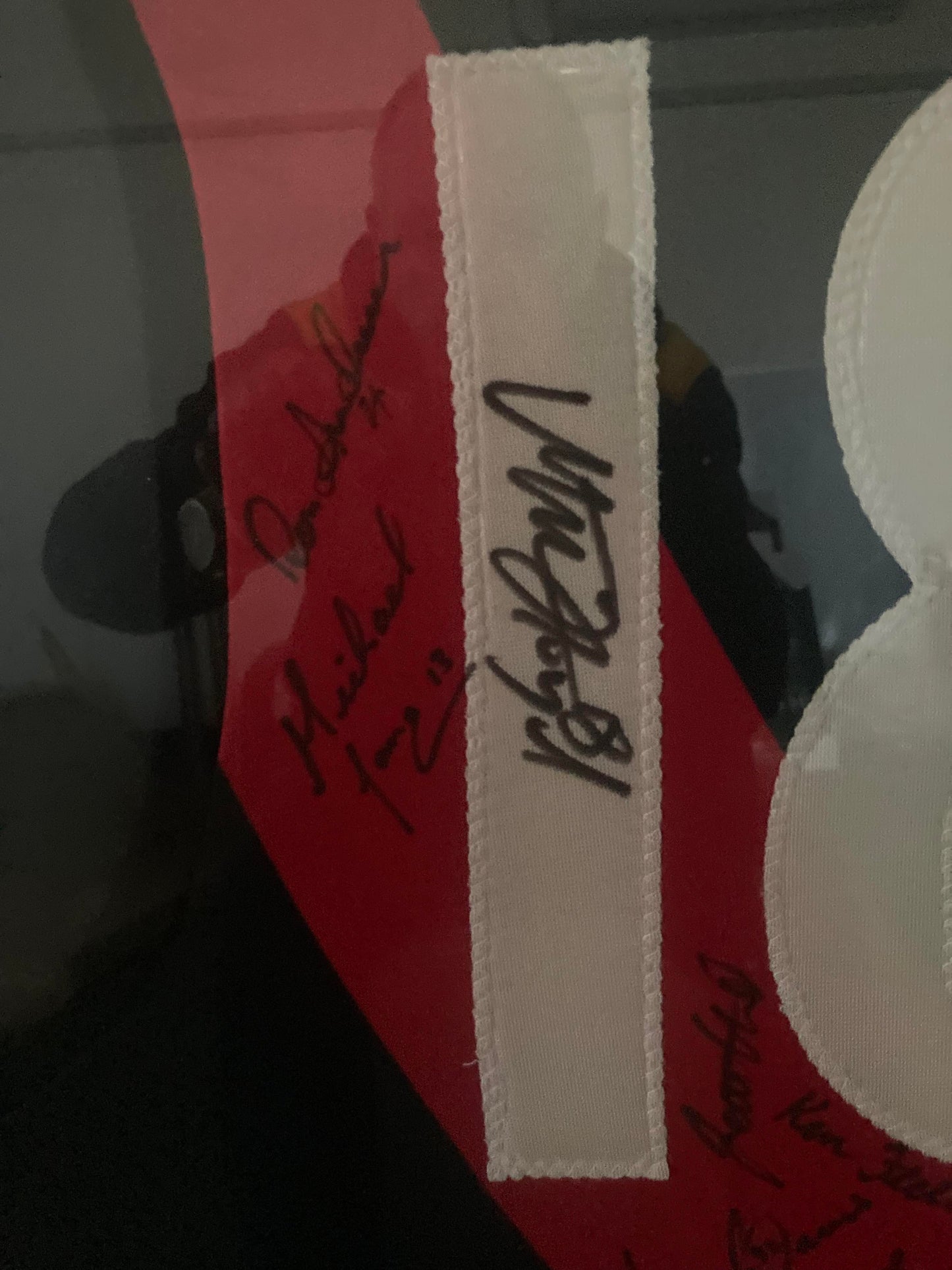 ESSENDON-'Captains Of Essendon' Signed By 15 Captains Framed